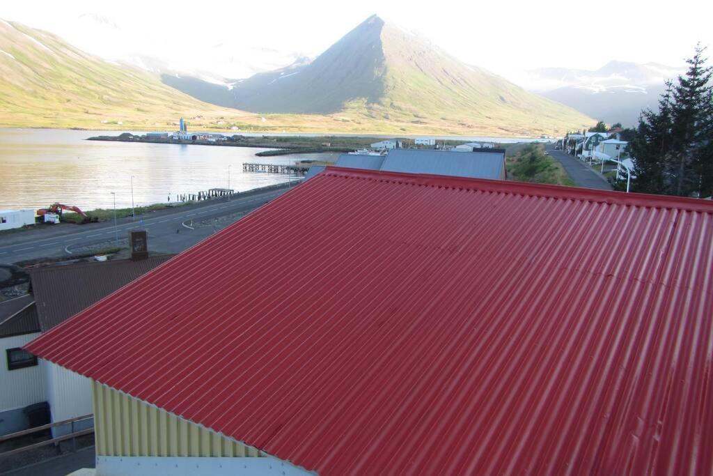 House With A Warm Soul In North Iceland Siglufjordur Exterior photo